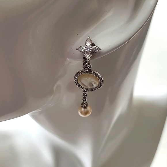 apm Monaco Earrings - Picture 8 of 9